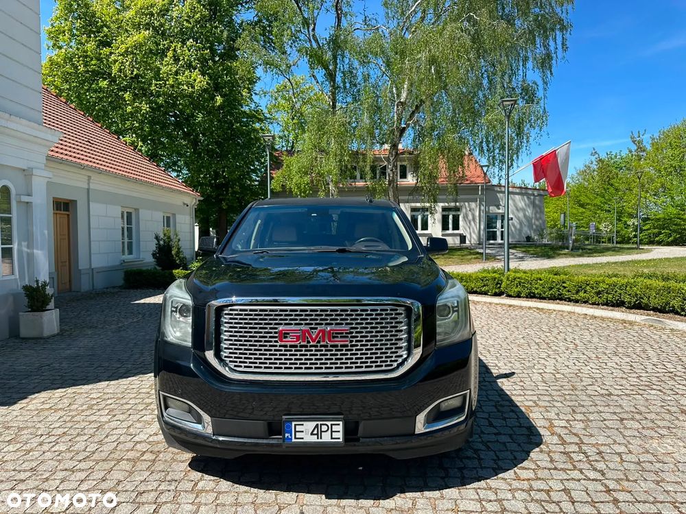 GMC Yukon Denali 6.2 XL - 6