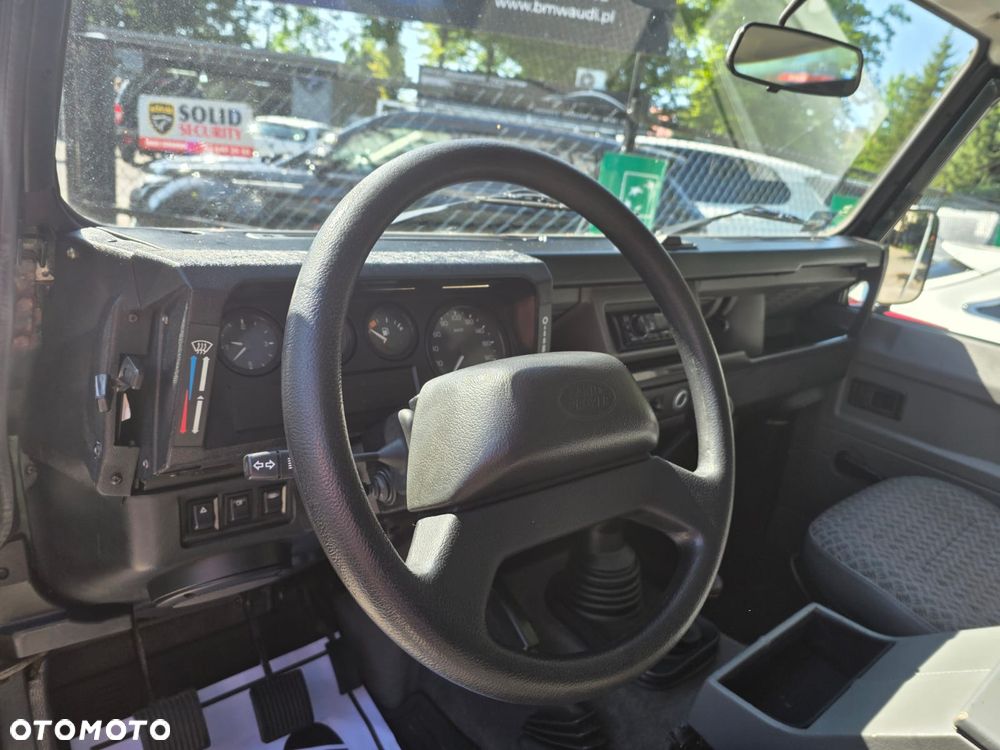 Land Rover Defender 110 SE - 19