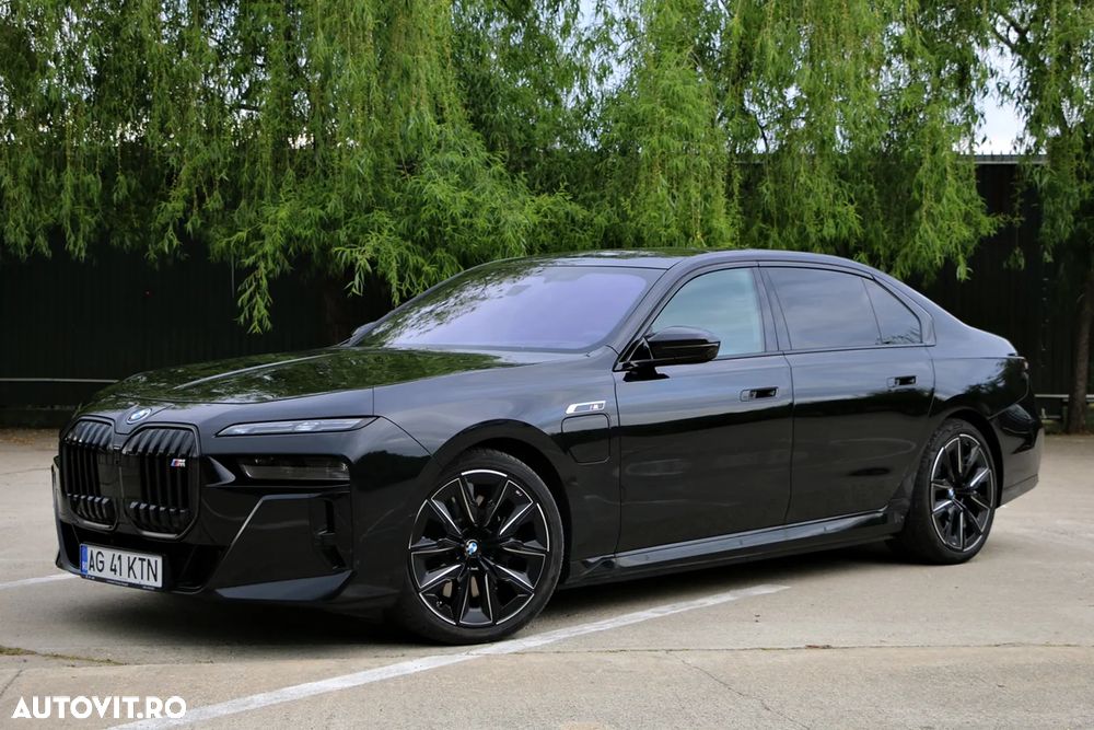 BMW M7 M760e xDrive AT PHEV - 18