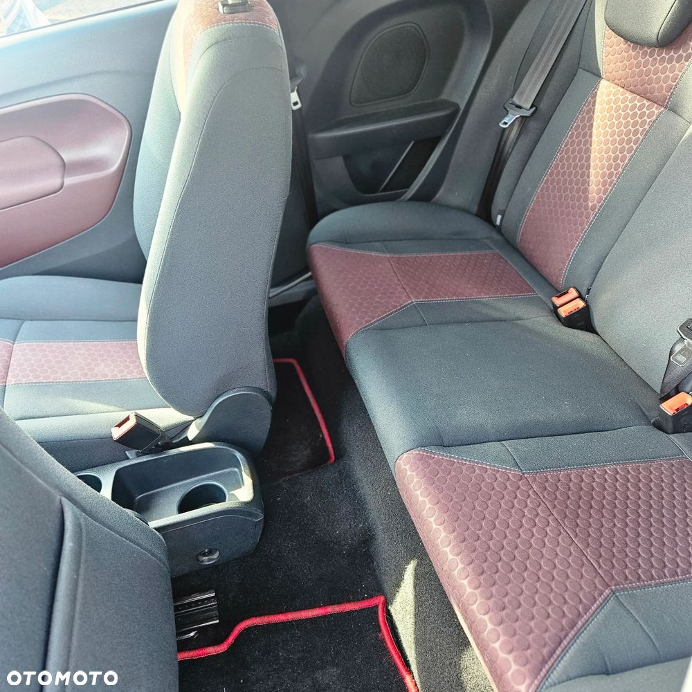 Ford Fiesta 1.25 Titanium - 23