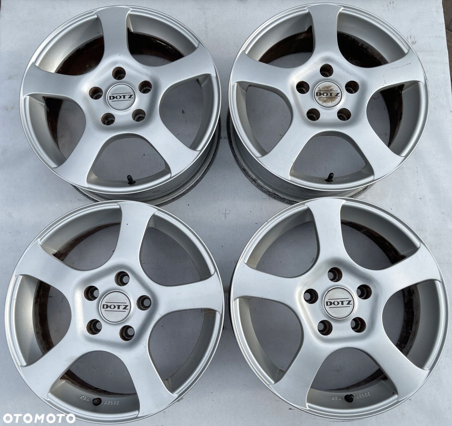 Felgi Renault Nissan 16" 6,5J ET40 318 - 1