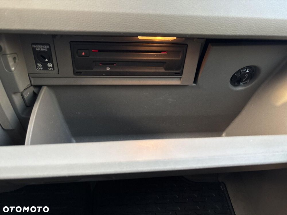 Volkswagen Crafter - 23