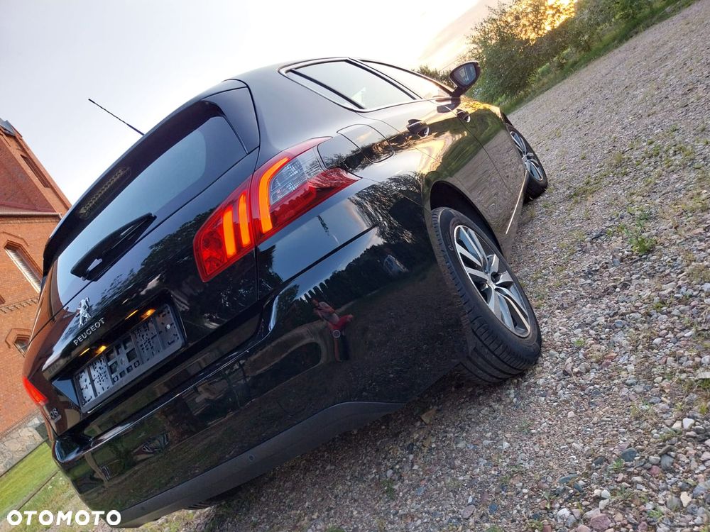 Peugeot 308 BlueHDi 130 Stop & Start Allure Business-Paket - 11