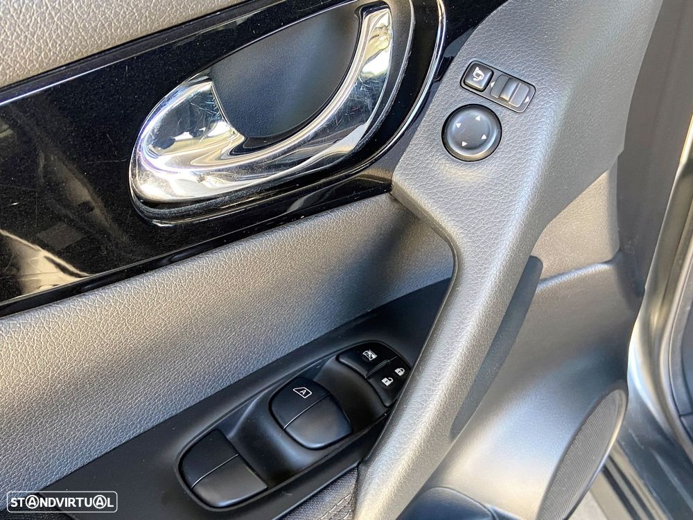 Nissan Qashqai 1.5 dCi 360 - 9