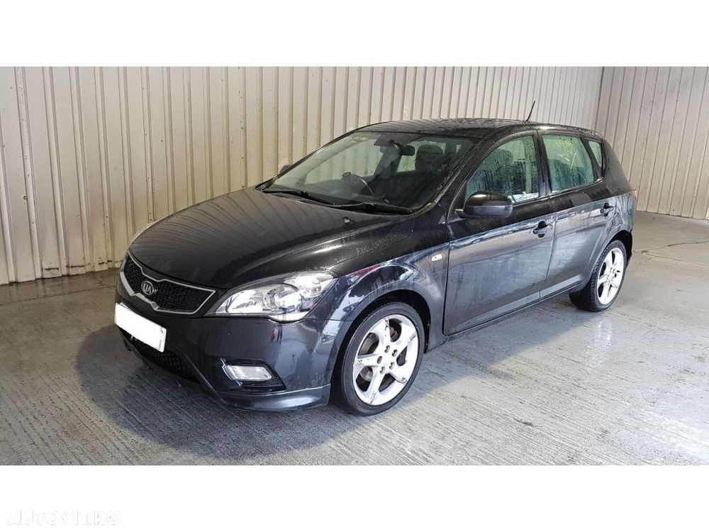 Electromotor Kia Ceed 2010 hatchback 1.6 d - 3
