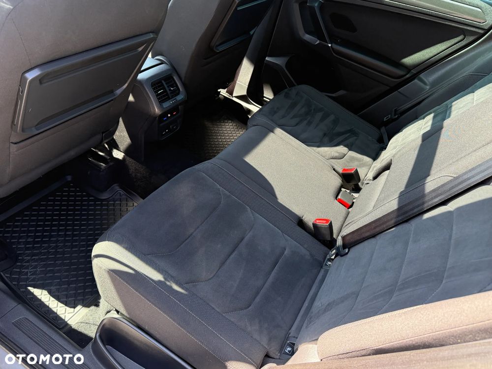 Volkswagen Tiguan 2.0 TDI SCR 4MOTION DSG Highline - 21