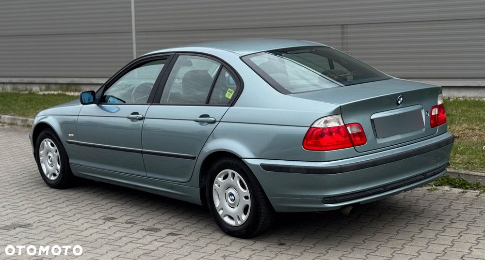 BMW Seria 3 - 10