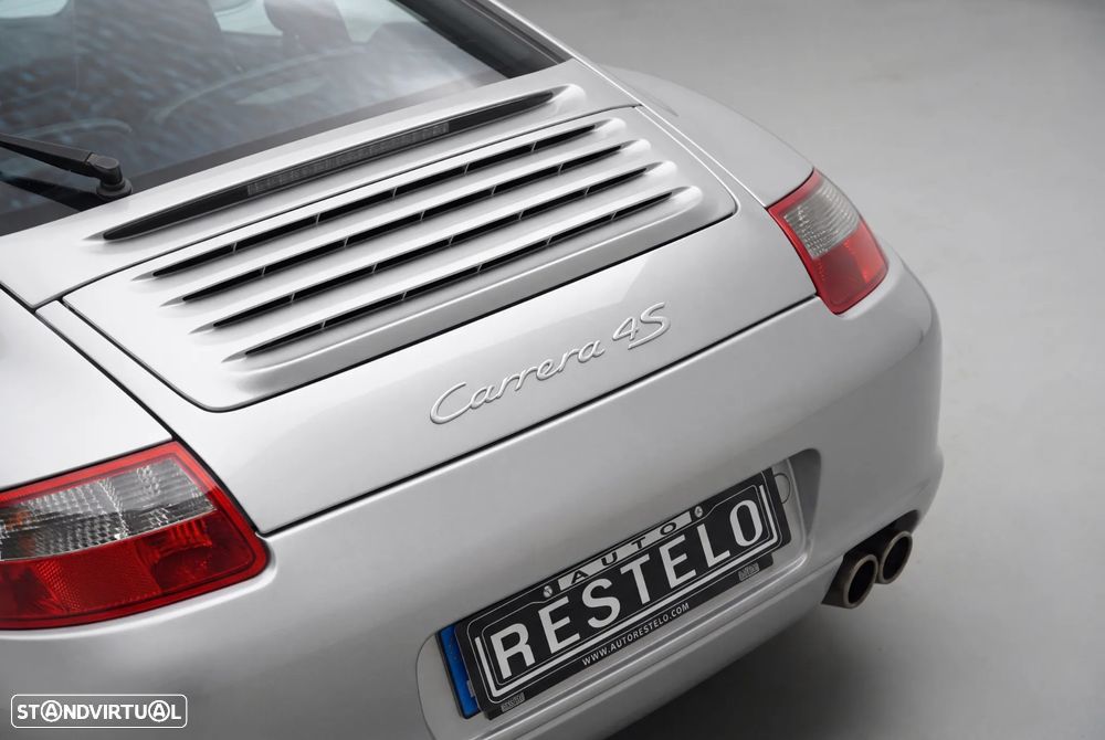 Porsche 911 (997) Carrera 4 S - 7