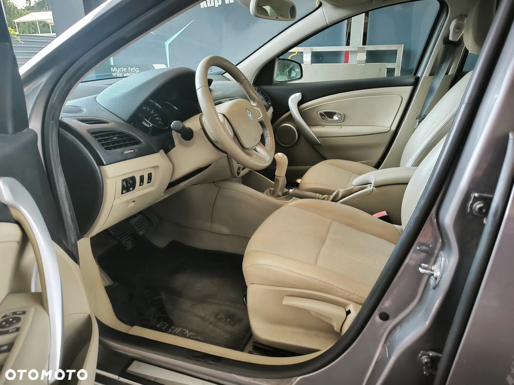 Renault Fluence - 5