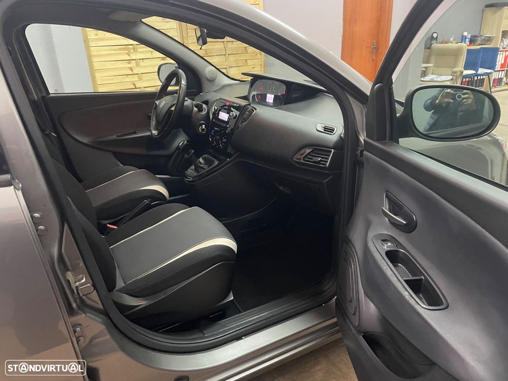 Lancia Ypsilon 1.2 S&S Urban - 15