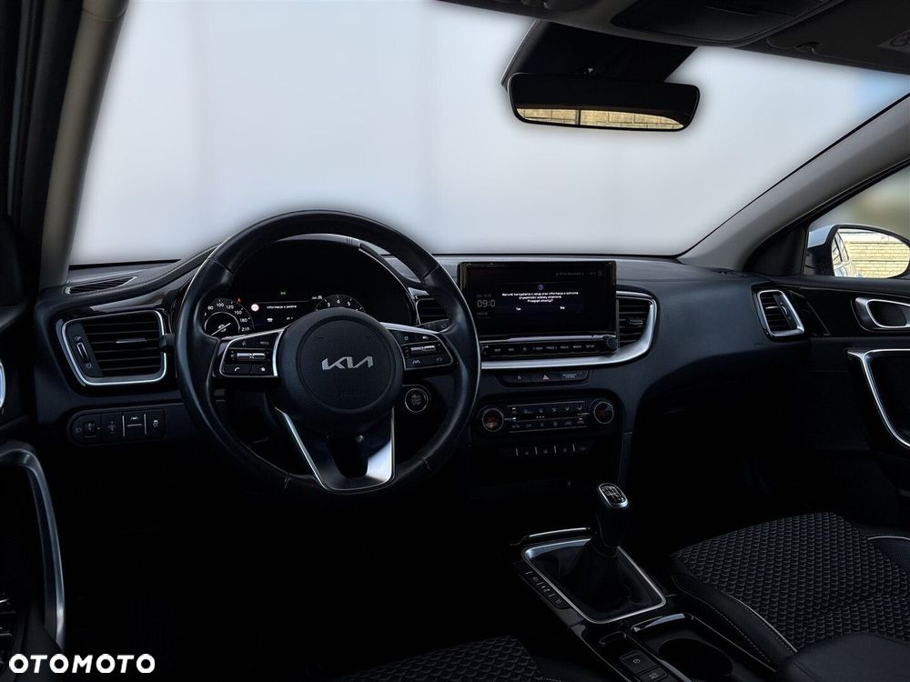 Kia XCeed 1.5 T-GDI Business Line - 13