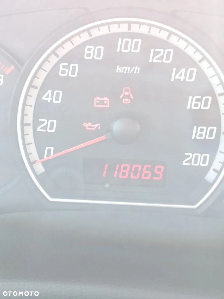 Suzuki Swift 1.3 Sakura - 7