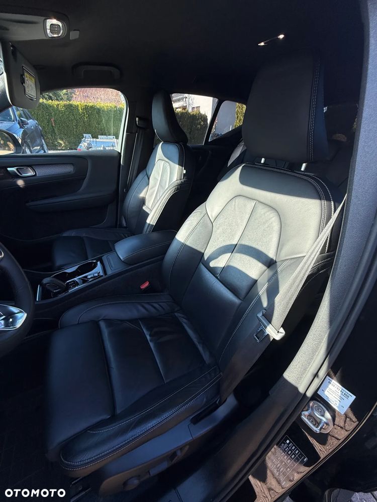 Volvo XC 40 B4 B R-Design - 14