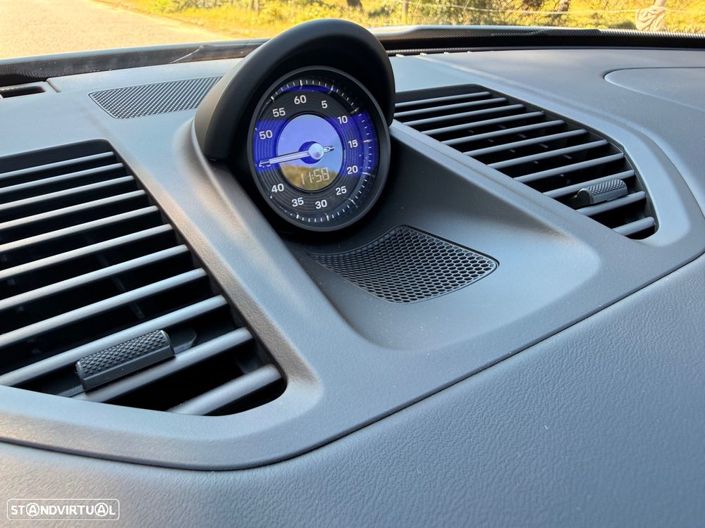 Porsche 911 (992) Carrera PDK - 17