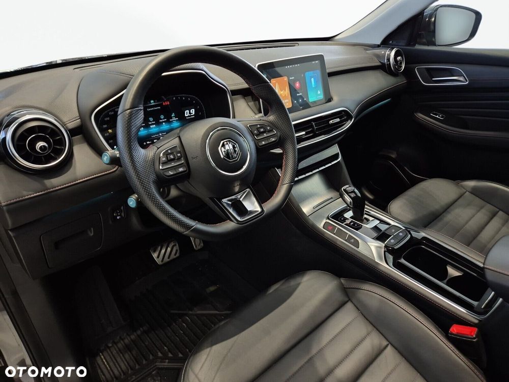 MG HS 1.5 T-GDI Exclusive DCT - 9