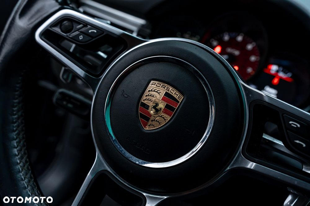 Porsche Macan GTS PDK - 26