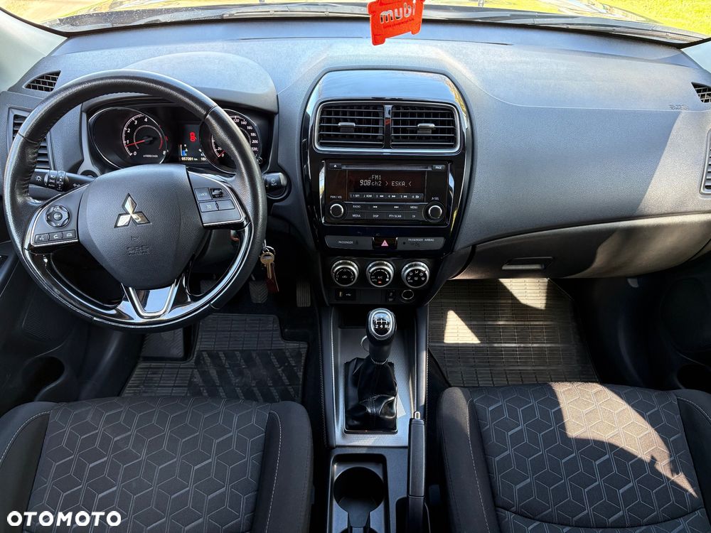 Mitsubishi ASX 2.0 2WD Intro Edition+ - 32