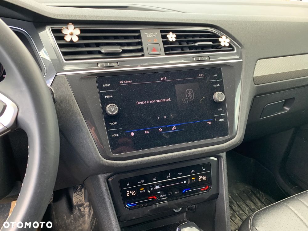 Volkswagen Tiguan Allspace 2.0 TSI 4Mot Comfortline DSG - 23