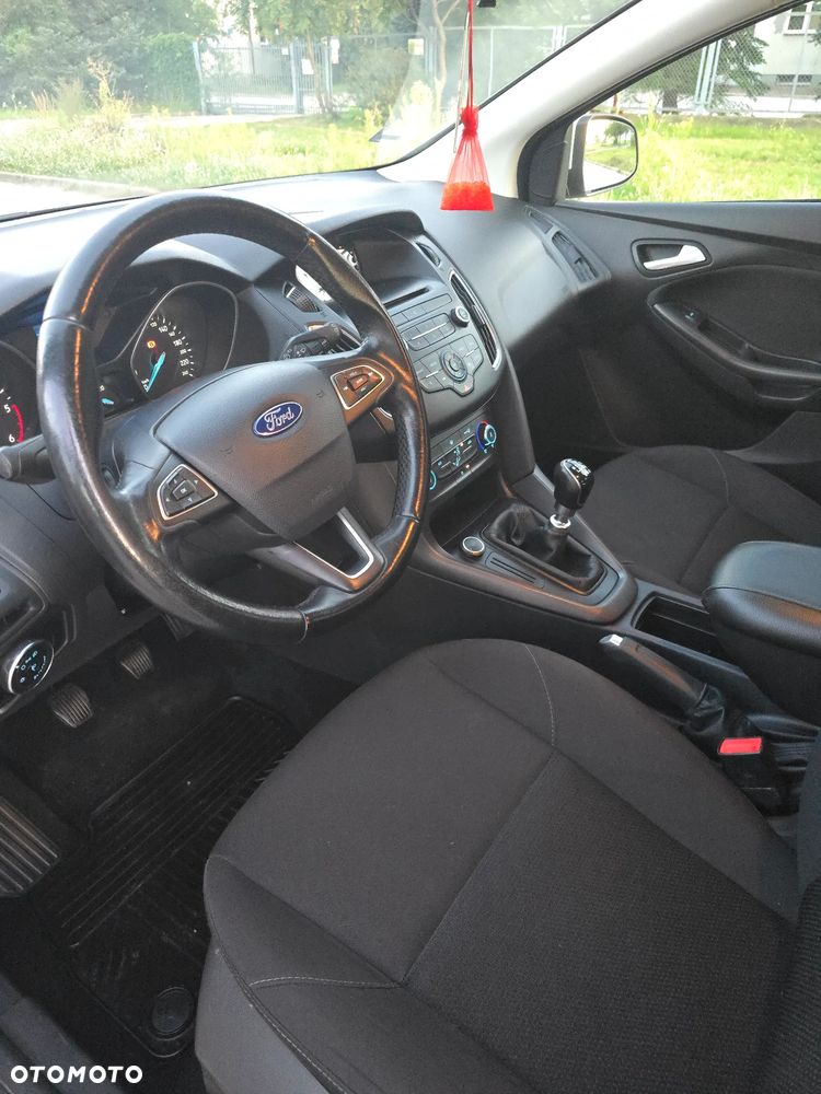 Ford Focus - 17