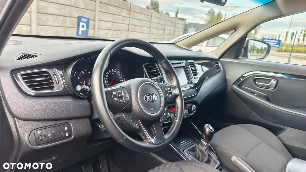 Kia Carens 1.6 GDI ISG Vision - 32