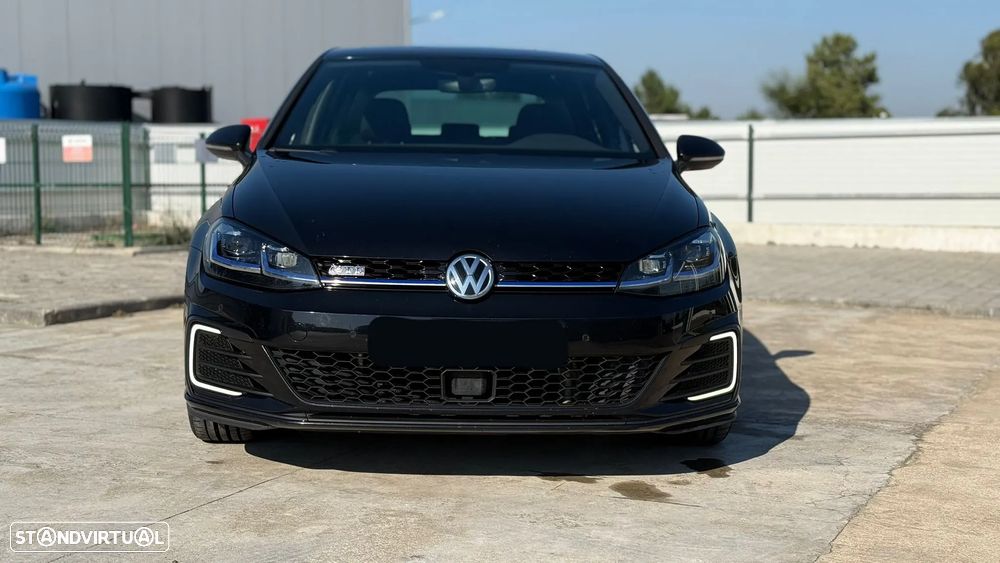 VW Golf 1.4 GTE Plug-In-Hybrid DSG - 2
