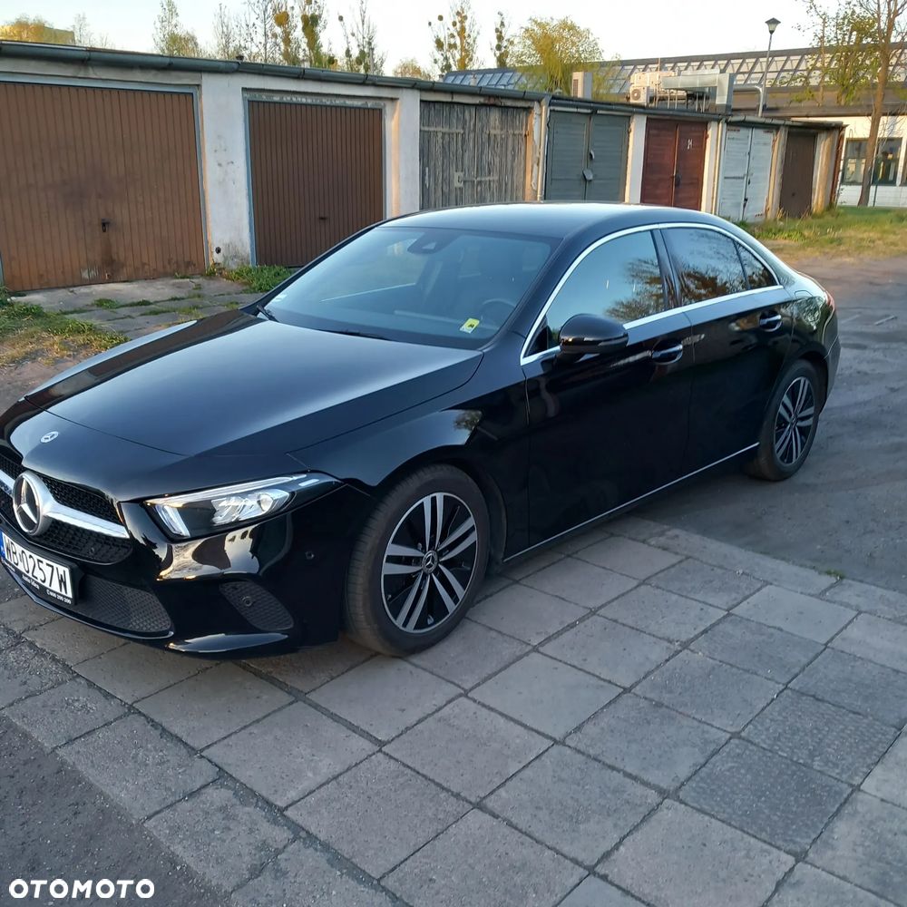 Mercedes-Benz Klasa A 180 Progressive 7G-DCT - 4