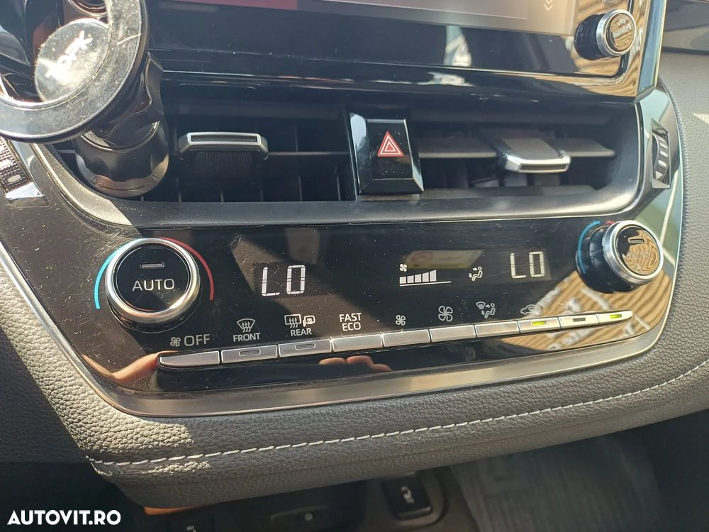 Toyota Corolla 1.8 HSD Dynamic - 20