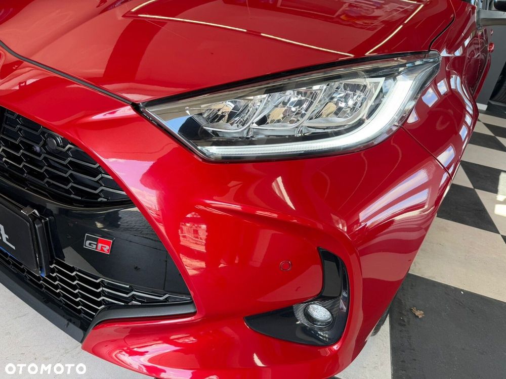 Toyota Yaris - 38