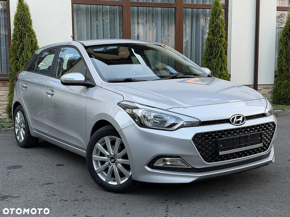 Hyundai i20 blue 1.2 YES Silver - 24