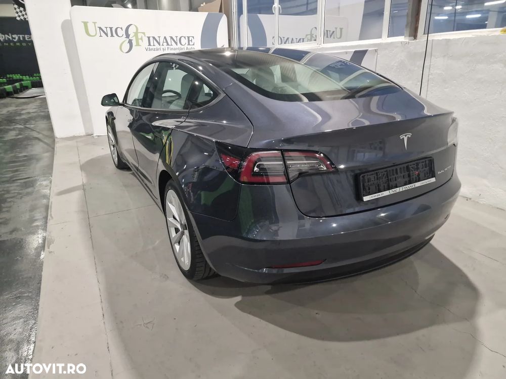 Tesla Model 3 Langstreckenbatterie Allradantrieb Dual Motor - 6