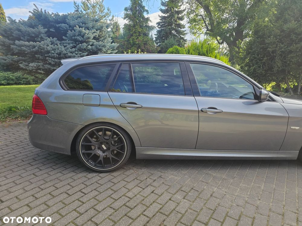 BMW Seria 3 335i xDrive - 2
