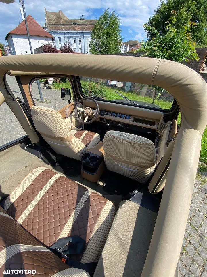 Jeep Wrangler - 3