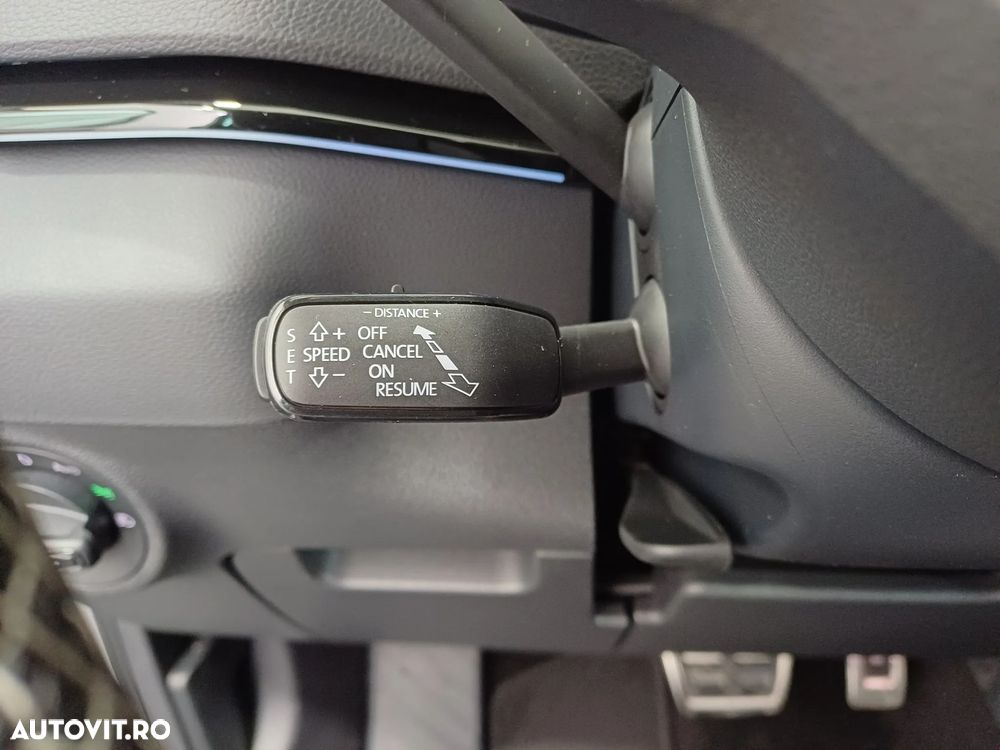 Skoda Karoq 2.0 TSI 4X4 DSG SportLine - 11