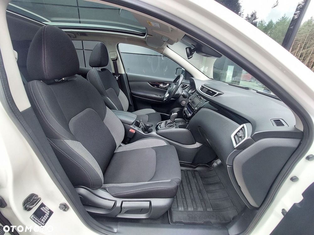 Nissan Qashqai 1.5 dCi Visia DCT - 10