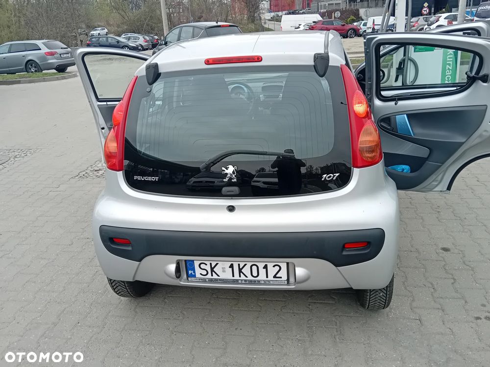 Peugeot 107 1.0 Urban Move Euro5 - 8