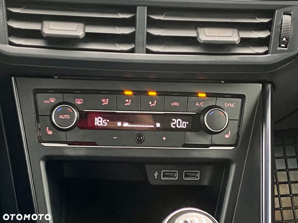 Volkswagen Polo 1.0 Comfortline - 11