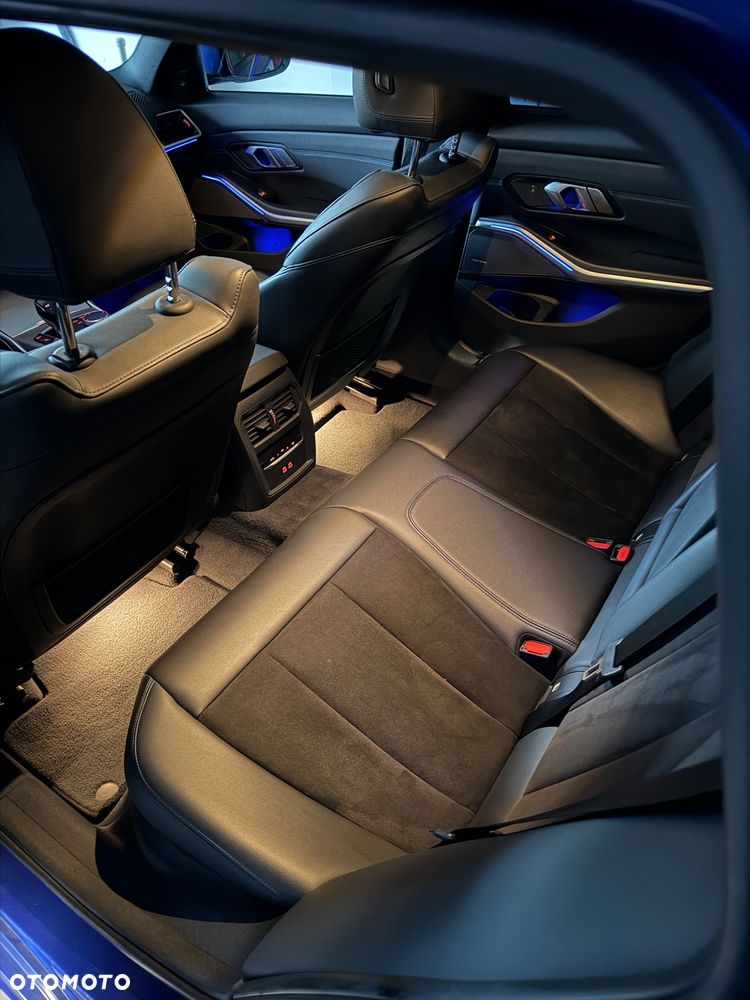BMW Seria 3 320d mHEV M Sport sport - 12