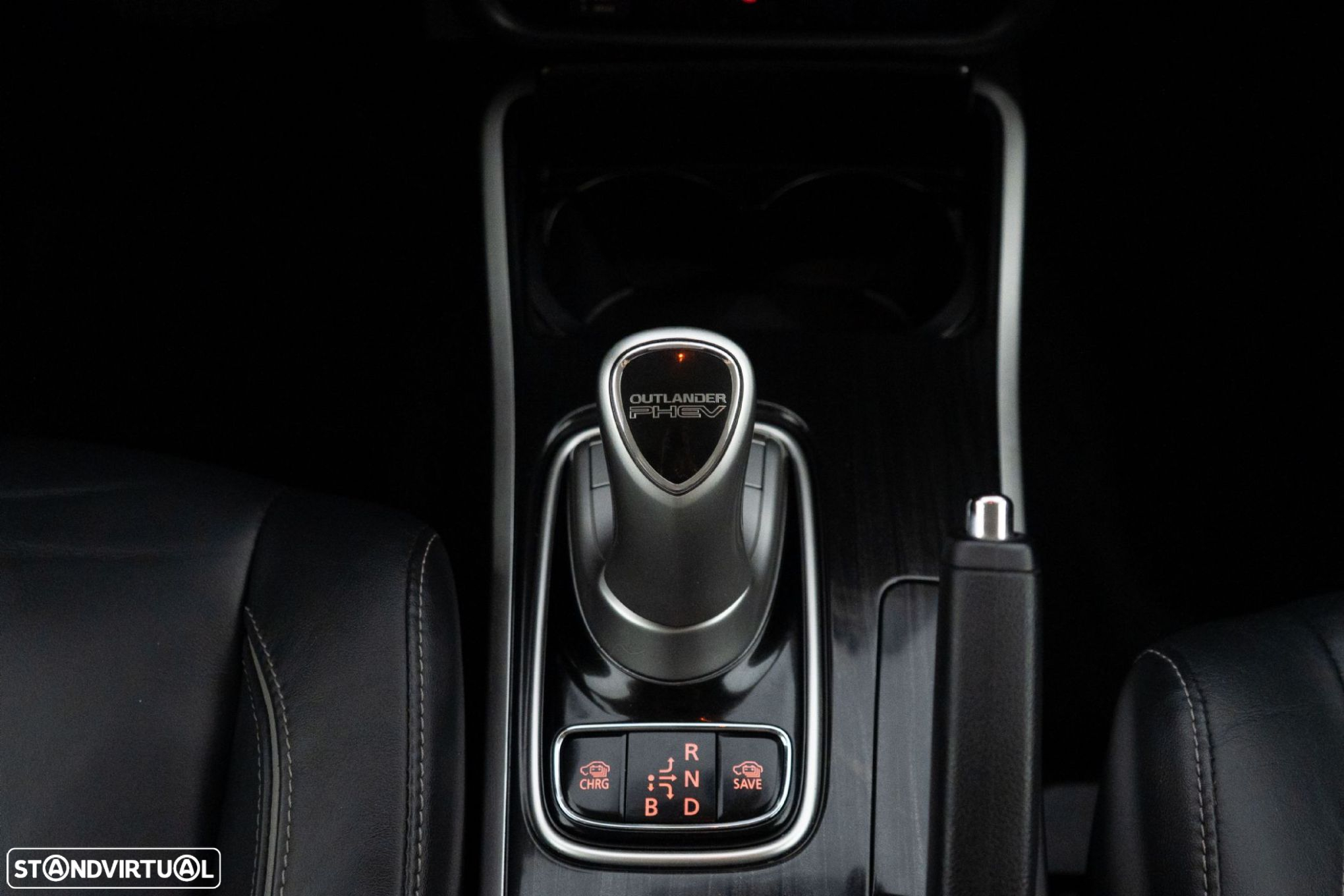 Mitsubishi Outlander 2.0 PHEV Intense Navi - 23