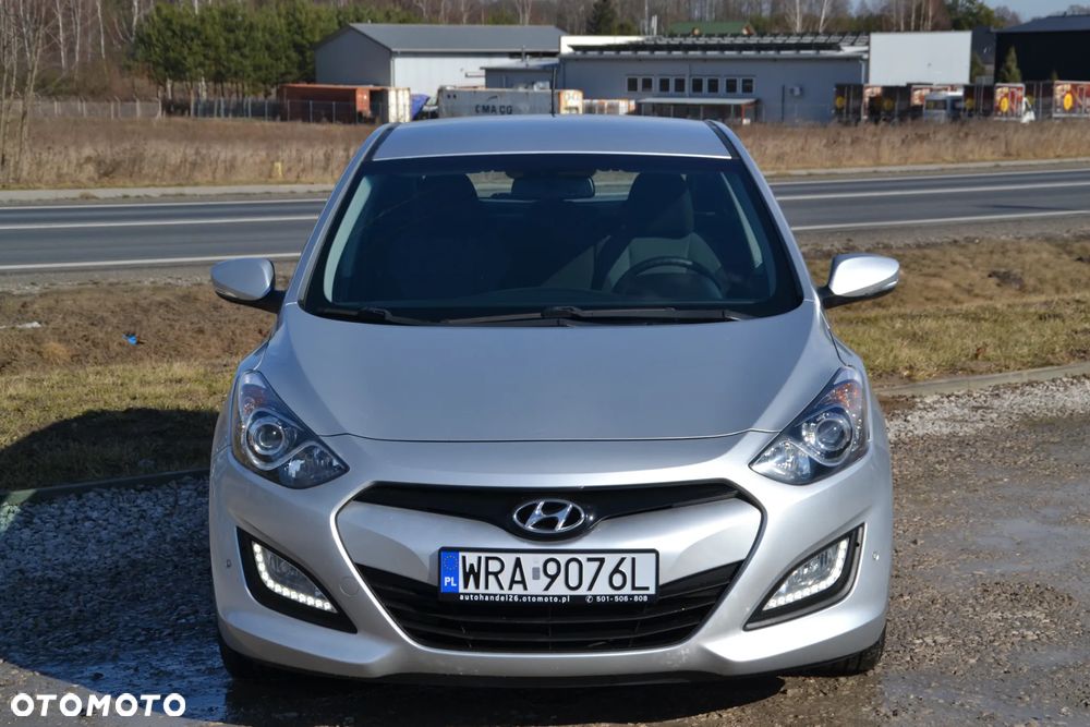 Hyundai i30 i30cw 1.6 Trend - 8