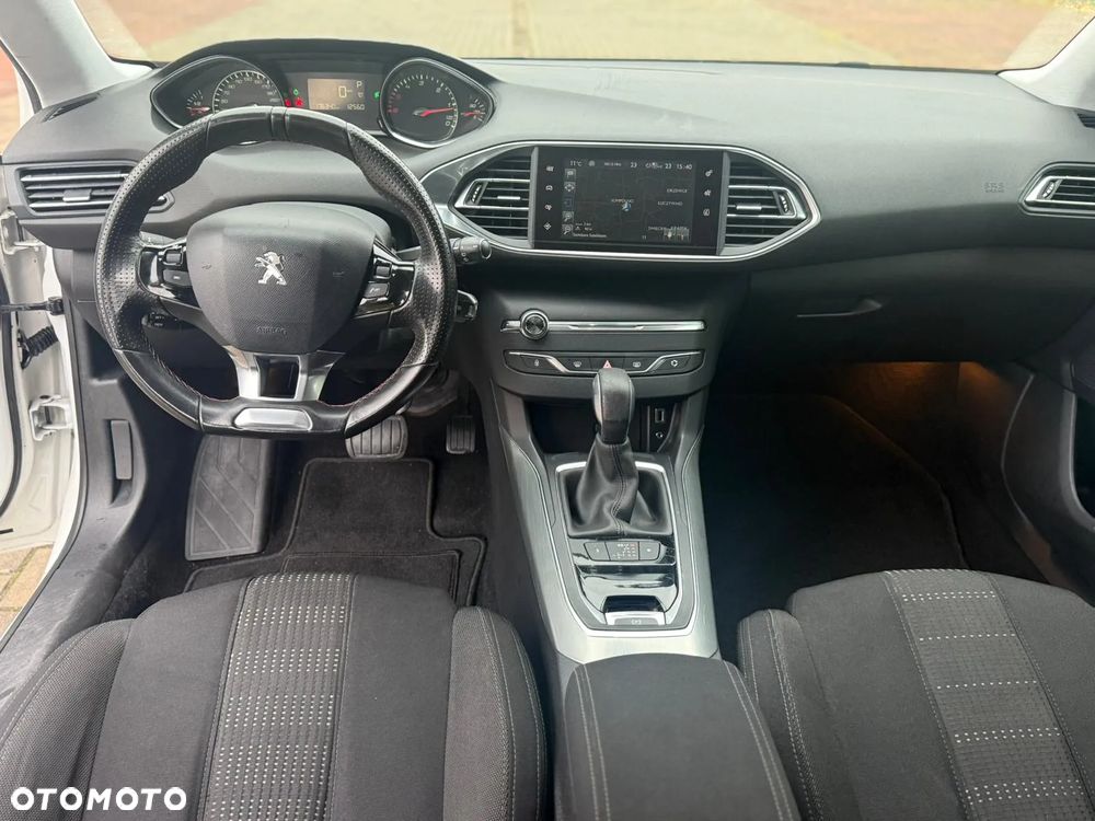 Peugeot 308 BlueHDi 150 Automatik Stop & Start Allure - 27