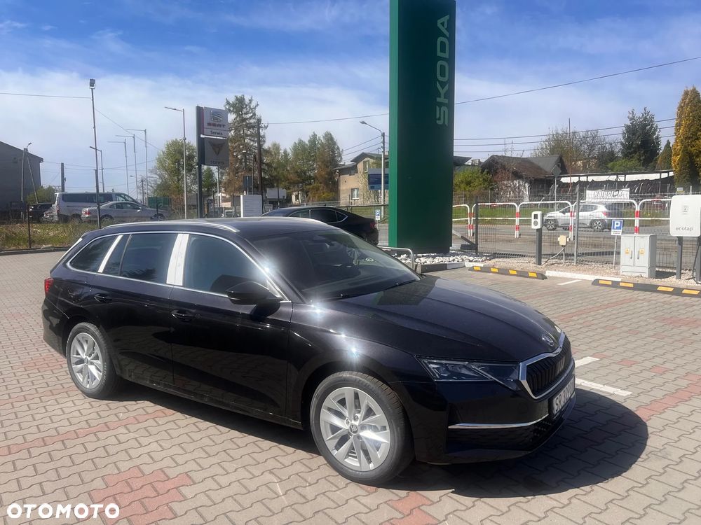 Skoda Octavia 1.5 TSI mHEV Drive Selection DSG - 3