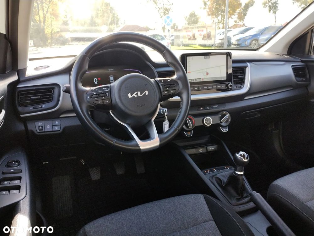 Kia Stonic 1.2 M - 26