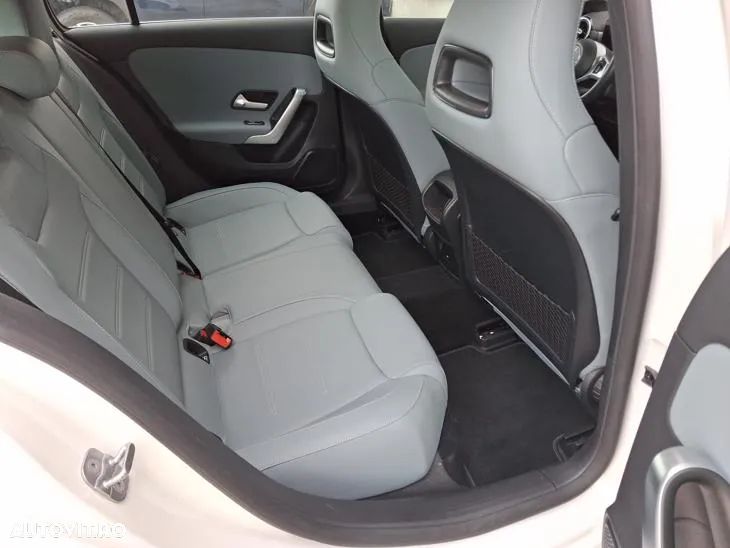 Mercedes-Benz A 180 MHEV 7G-DCT - 13