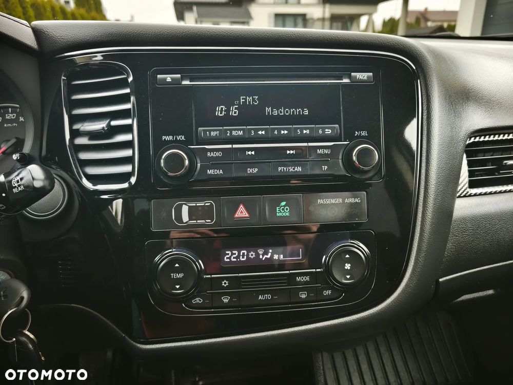 Mitsubishi Outlander 2.0 2WD Plus - 26