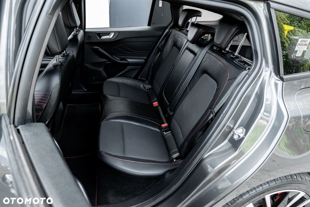 Ford Focus 1.0 EcoBoost Start-Stopp-System ST-LINE X - 20