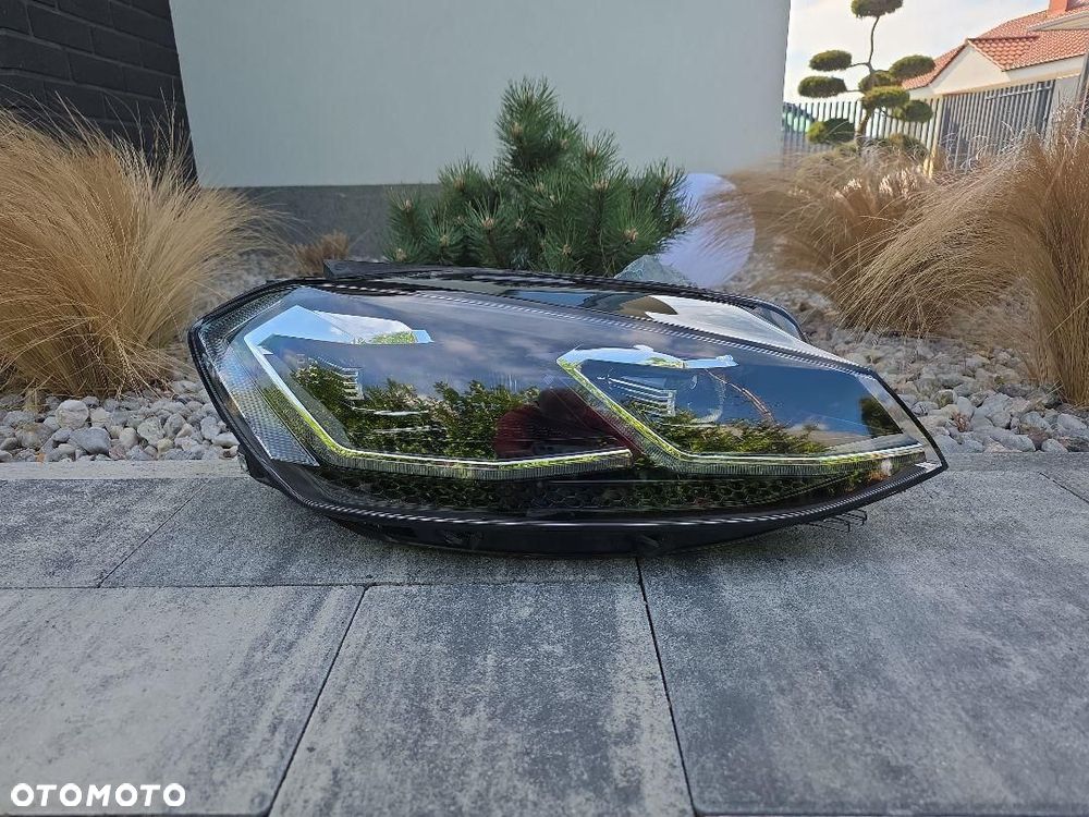 VW GOLF 7R VII 5G1 LIFT Lampa prawa przód Full Led Matrix 5G1941060G Czarna - 1