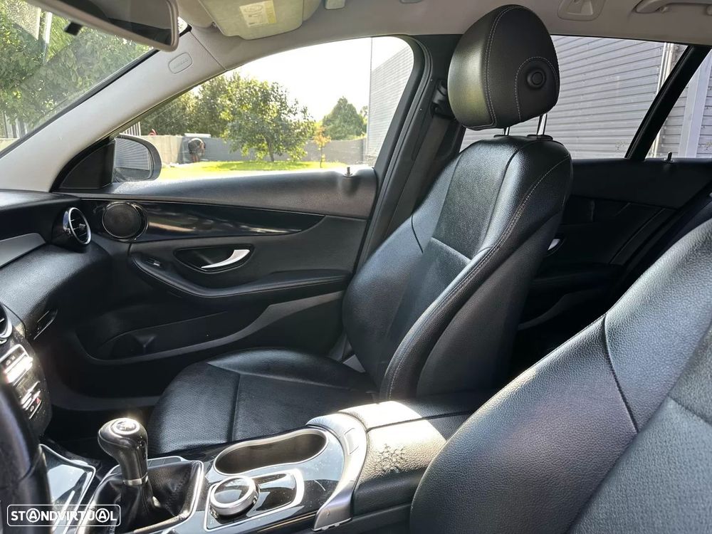 Mercedes-Benz C 180 d Avantgarde - 38