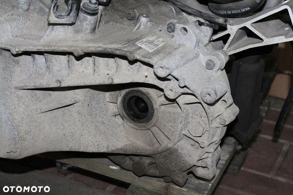 VOLVO V70 S60 2.4D / D5 SKRZYNIA MANUAL 9482389 - 4