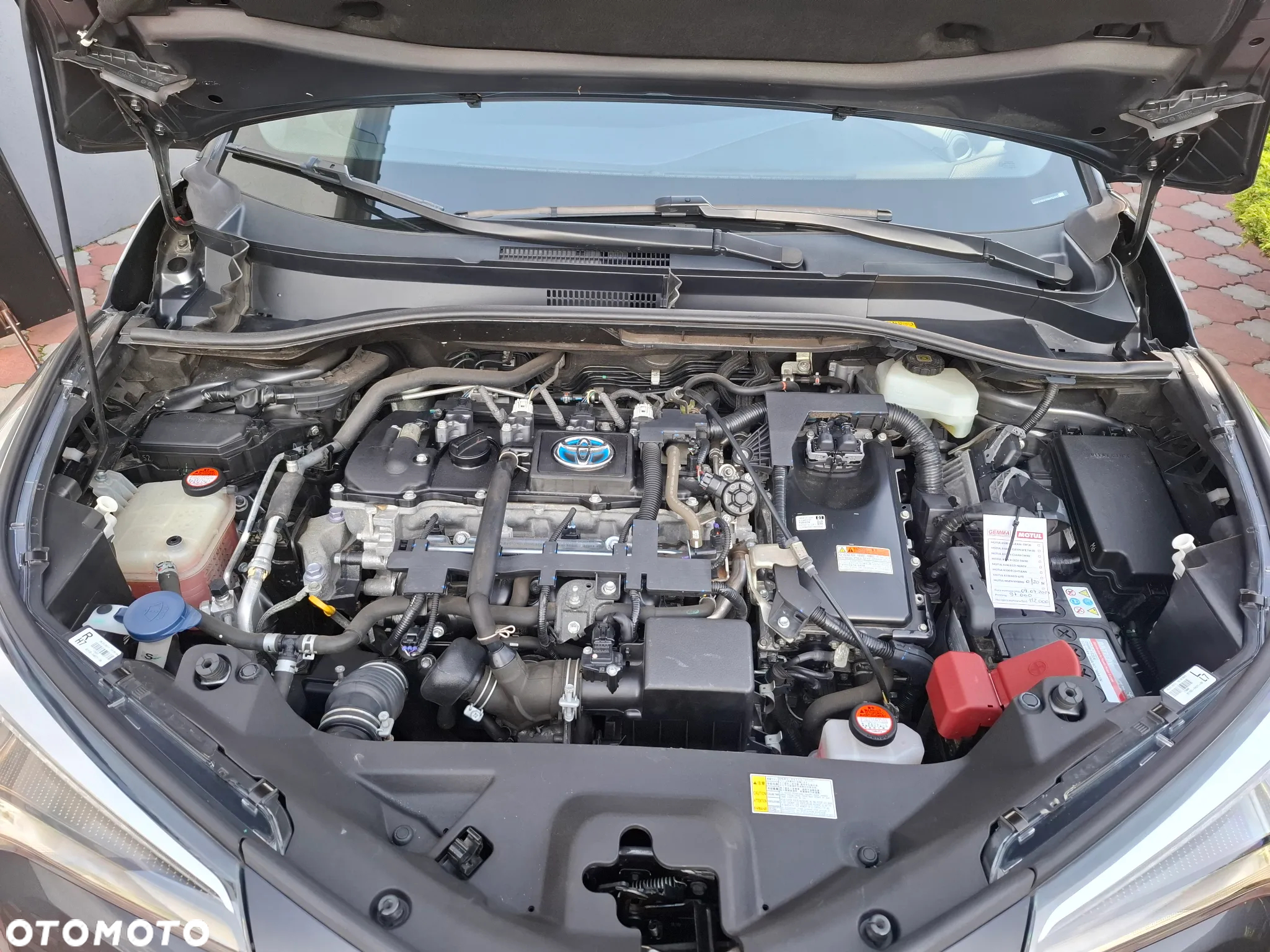 Toyota C-HR 1.8 Hybrid Neon Lime powered by JBL - 21
