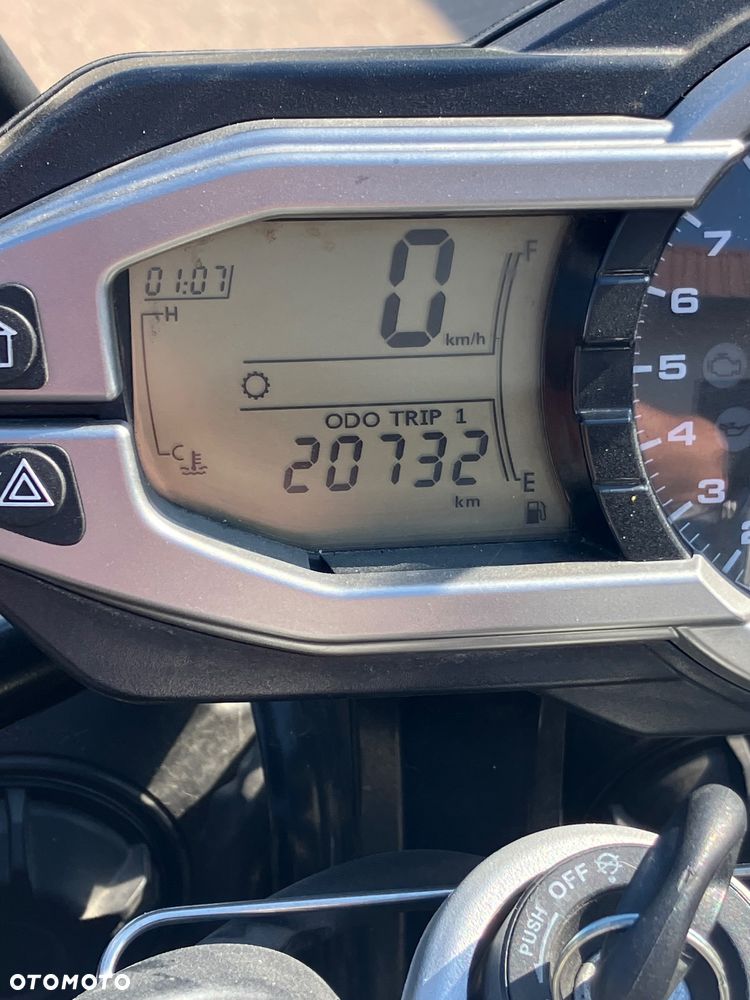 Triumph Tiger - 10